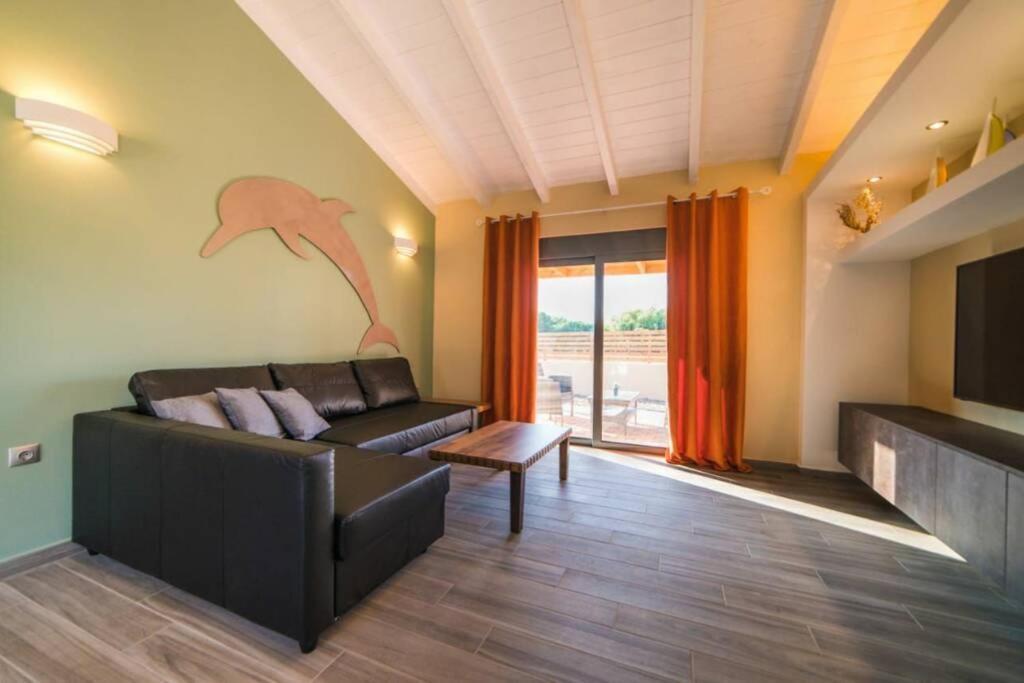 Golden Sand Villa Lalyssos Eksteriør billede